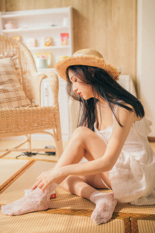 学长含着她的乳奶揉搓揉捏小说
